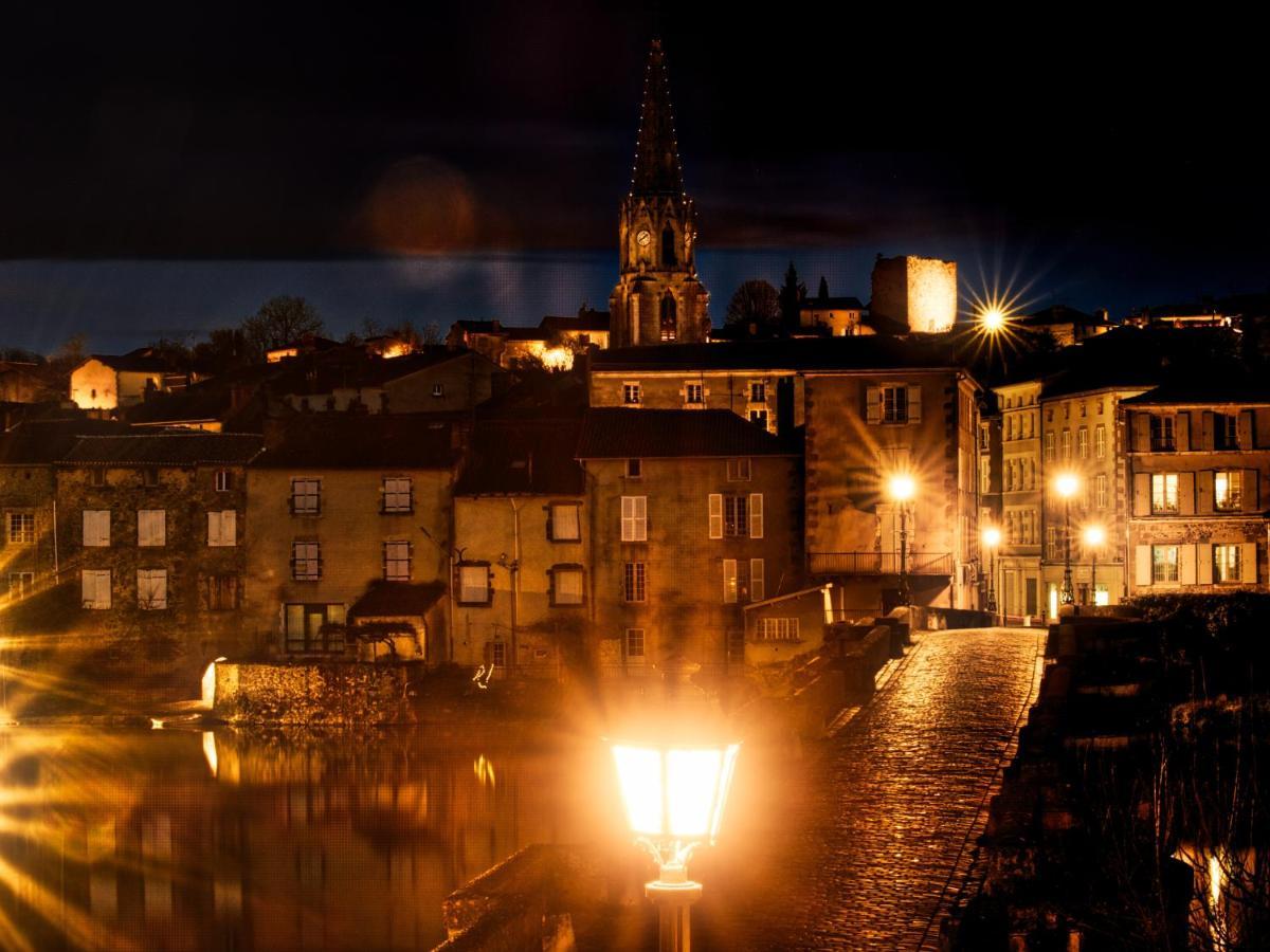 Pont Vieux Chambres D'Hotes Confolens Exteriör bild